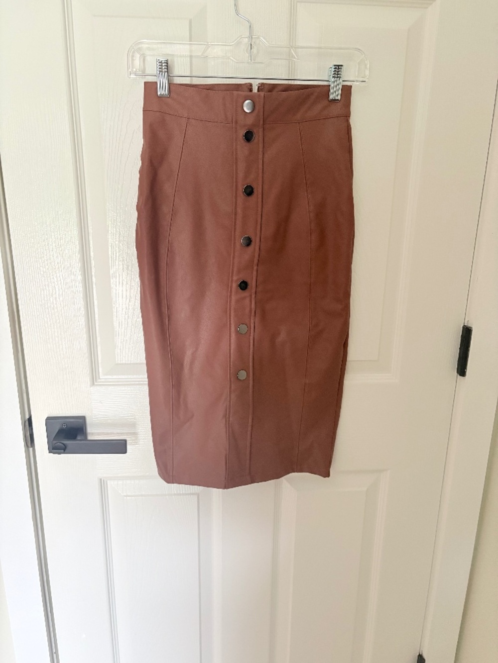 Faux leather brown skirt xs